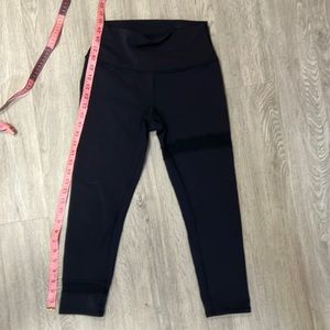 Black Alo yoga leggings